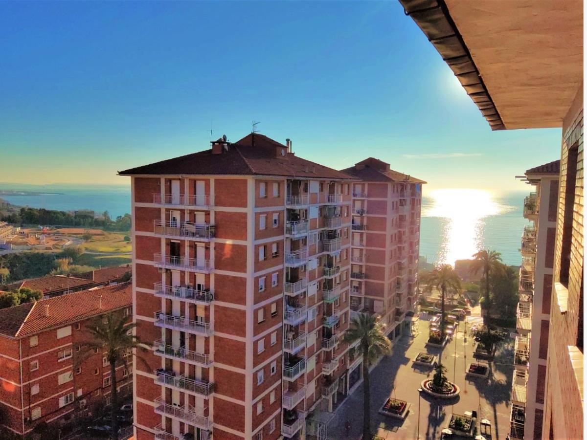 Helena Seaview & Beach-Apartment Montgat Exteriér fotografie